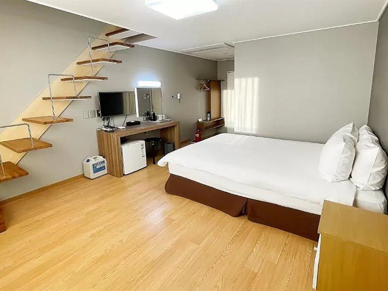 Pampas Hotel Čedžu Exteriér fotografie